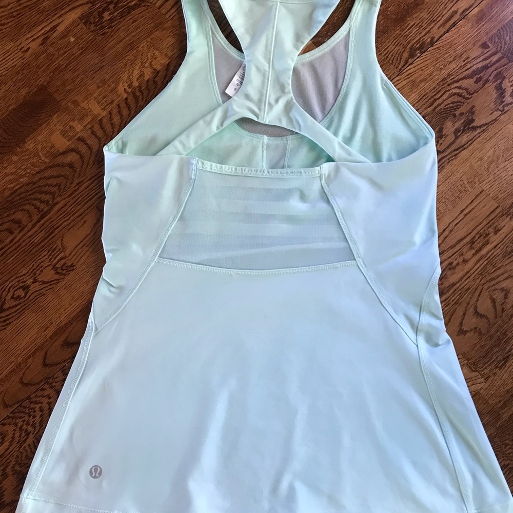 Lululemon Sz 8 Mint Green Tank - Picture 2 of 3